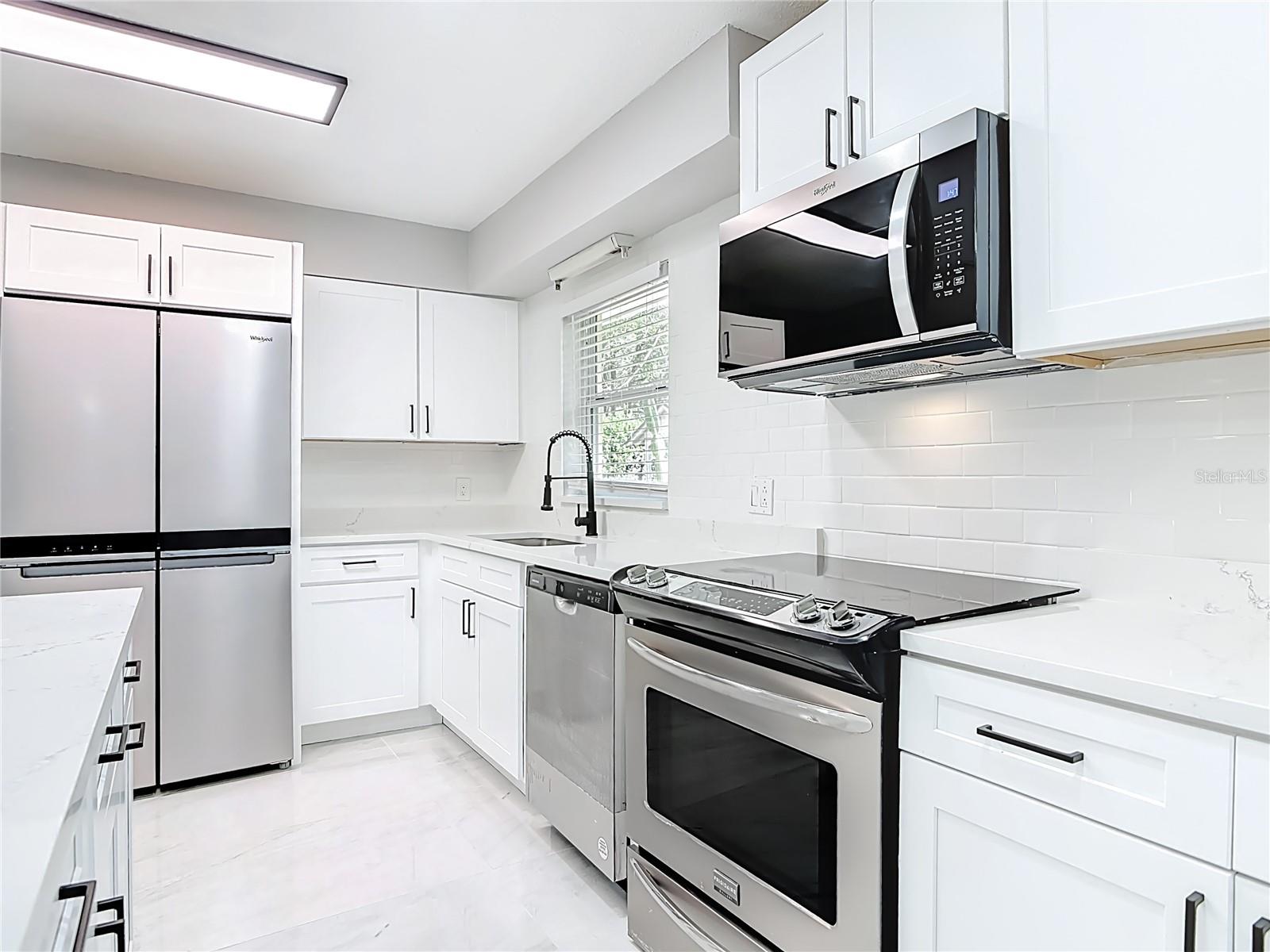 Image 7 of 38 For 31440 Prestwick Avenue