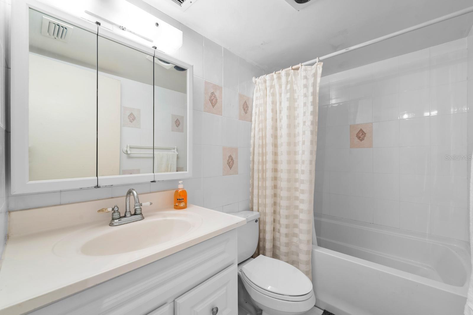 Image 12 of 15 For 1243 Martin Luther King Jr Avenue B405