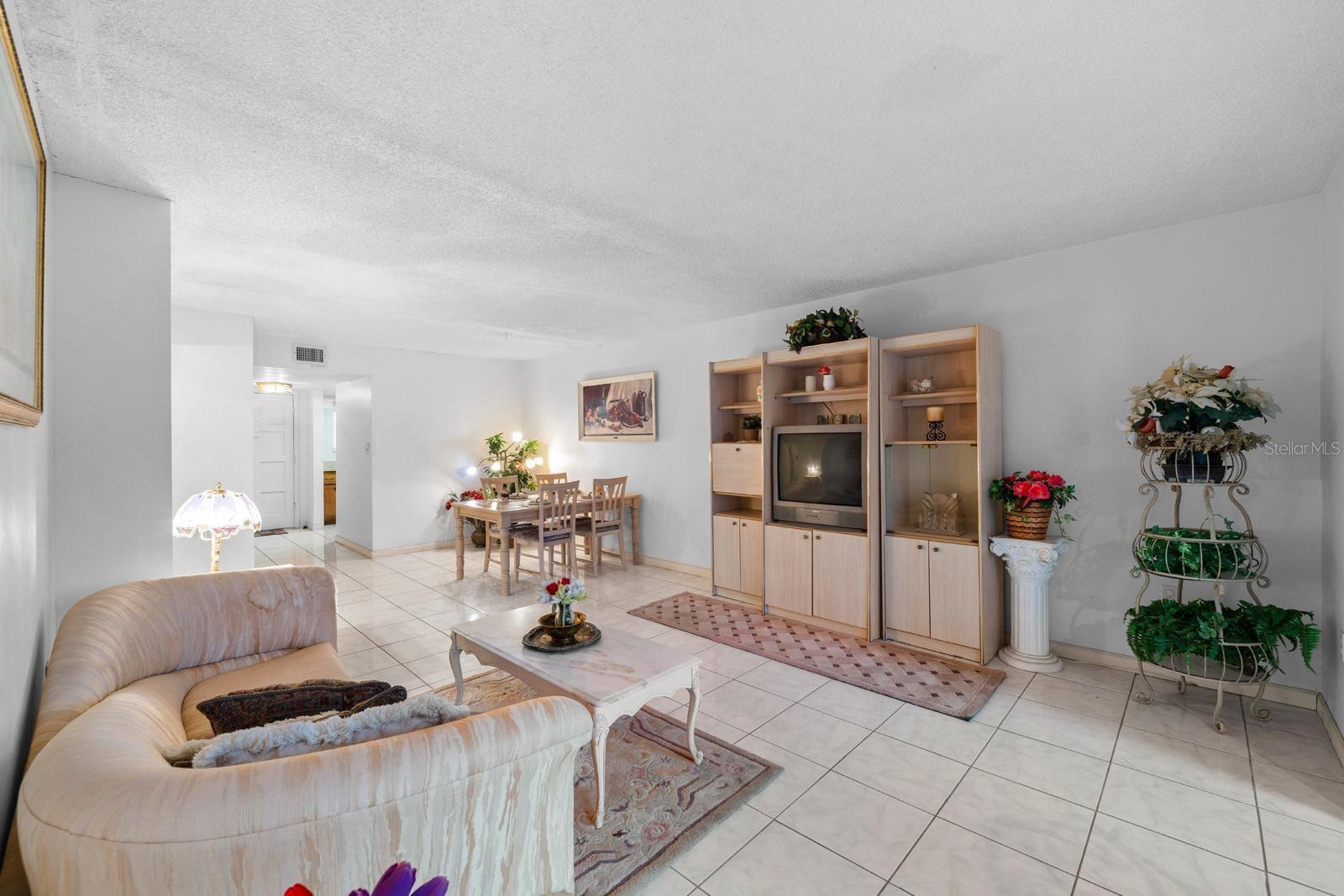 Image 7 of 15 For 1243 Martin Luther King Jr Avenue B405