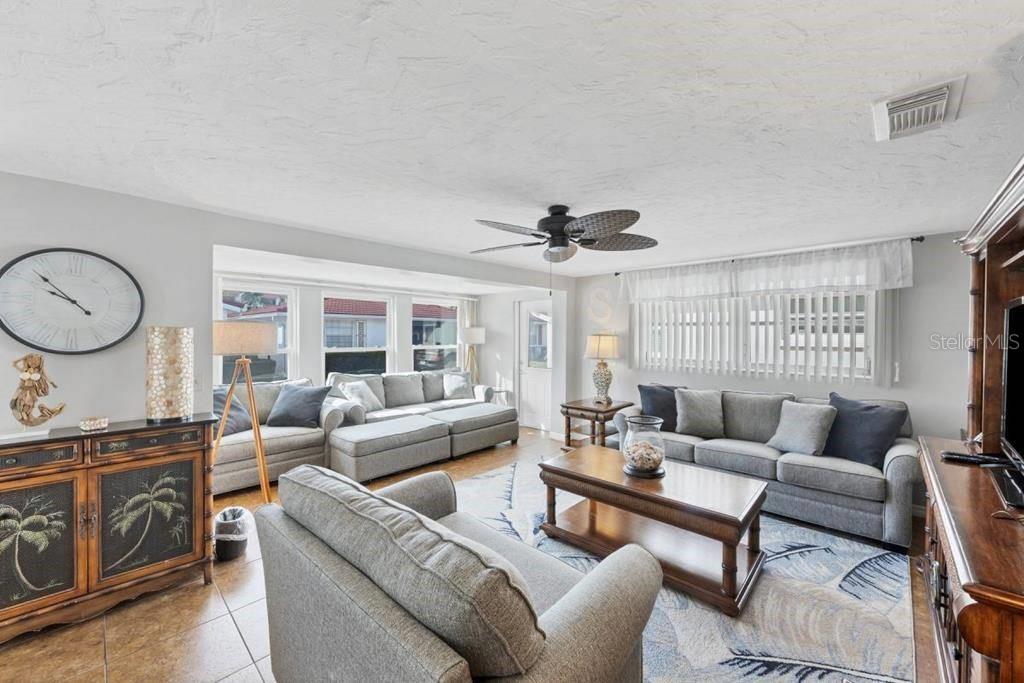 Details for 6154 Midnight Pass Road C05, SARASOTA, FL 34242