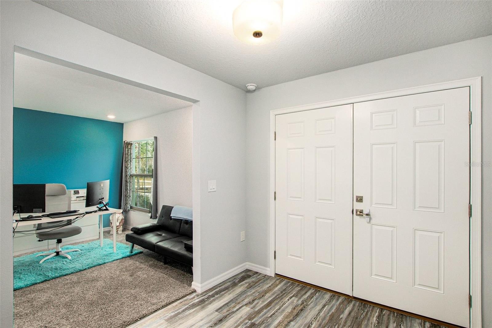 Image 15 of 31 For 128 Cypress Boulevard E