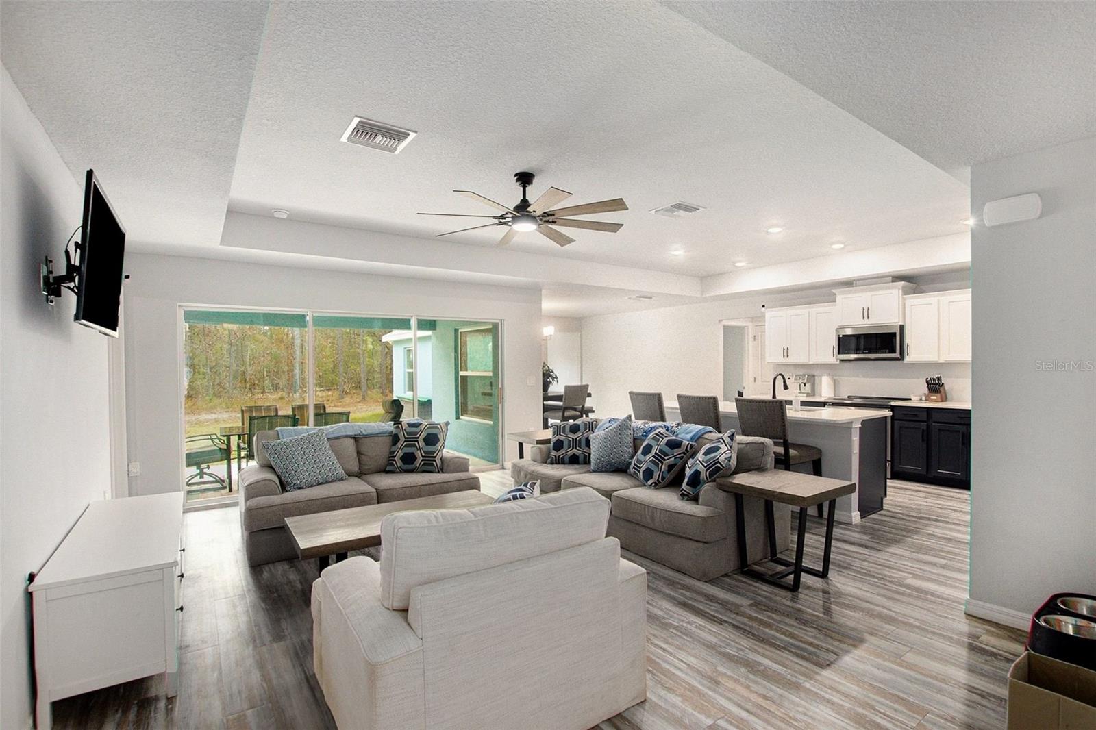 Image 7 of 12 For 128 Cypress Boulevard E