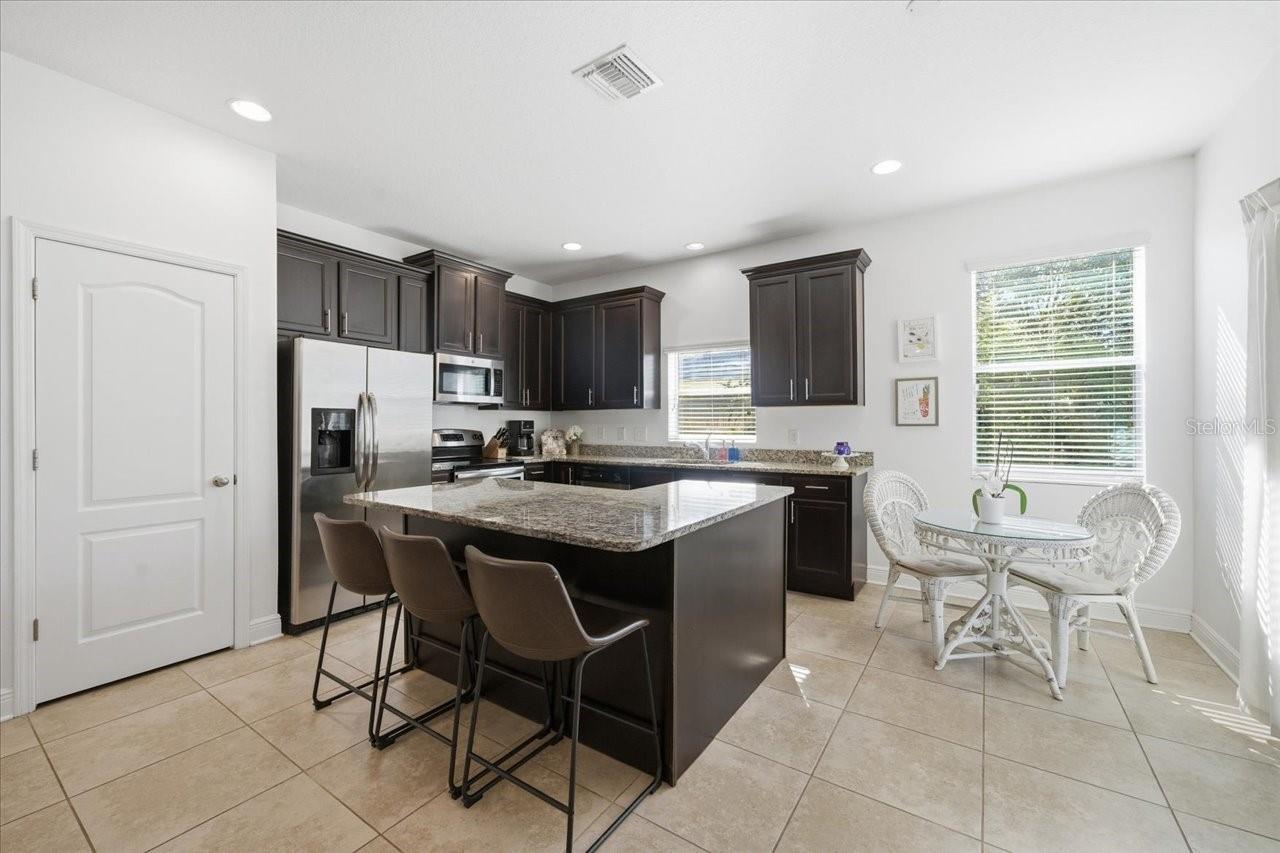 Image 10 of 33 For 12330 Rome Avenue