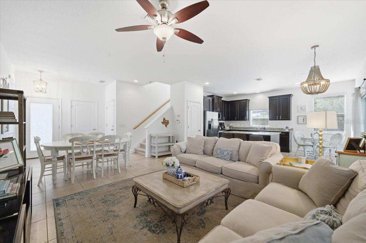 Image 5 of 33 For 12330 Rome Avenue