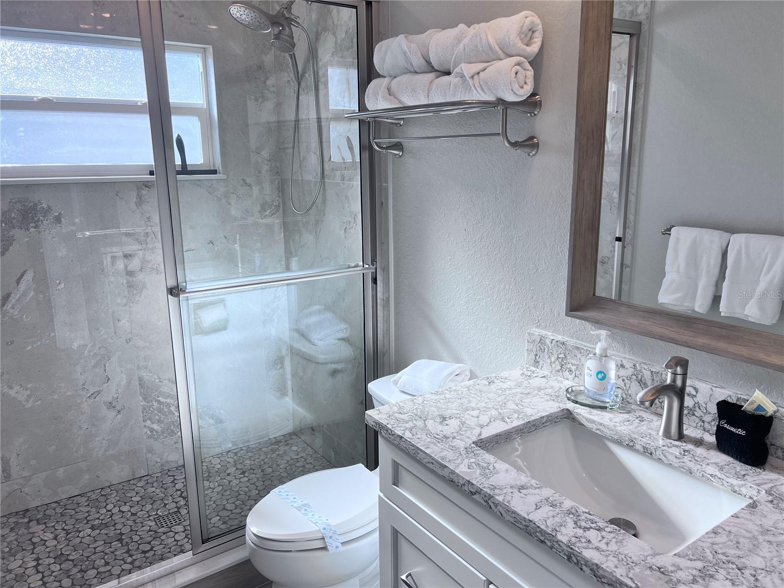 Image 14 of 22 For 6154 Midnight Pass Road A11