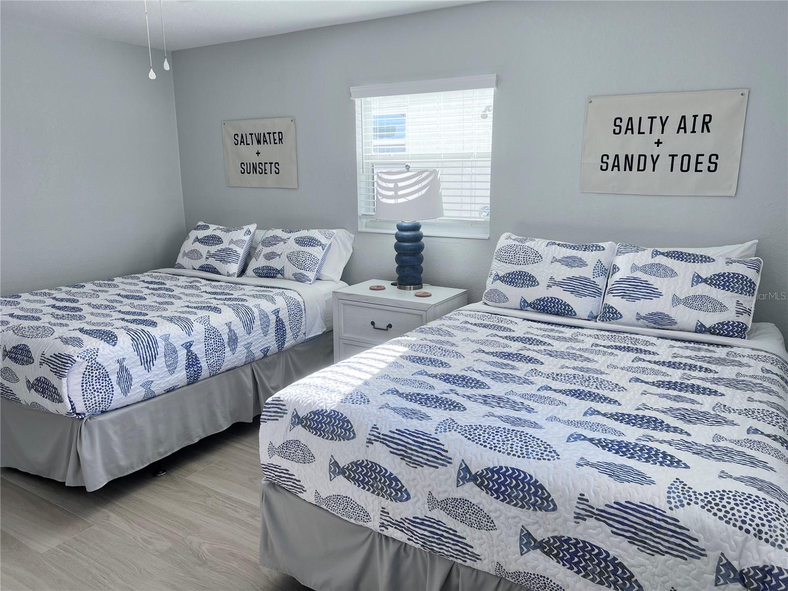 Image 17 of 22 For 6154 Midnight Pass Road A11