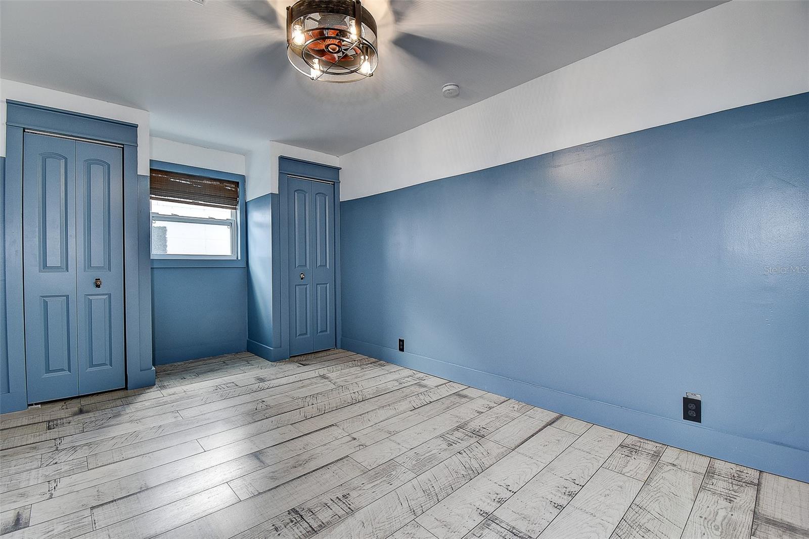 Image 26 of 57 For 7190 64th Way N