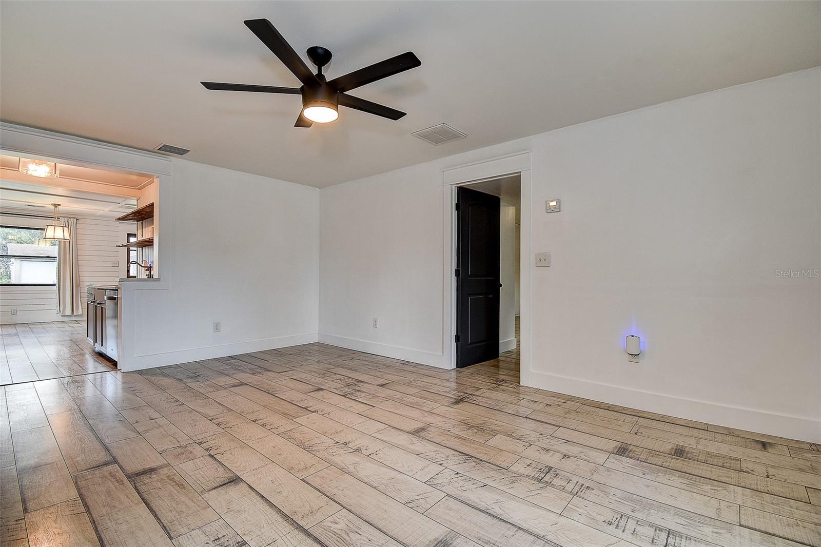 Image 28 of 57 For 7190 64th Way N