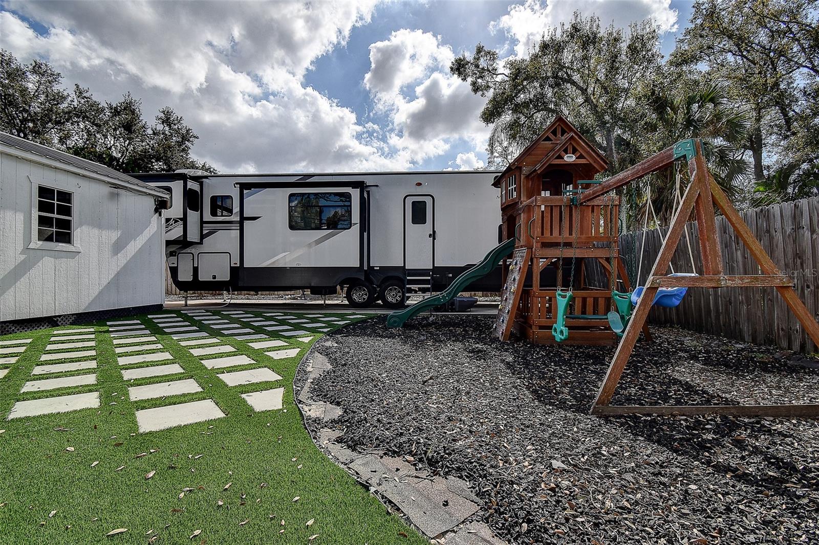 Image 33 of 57 For 7190 64th Way N