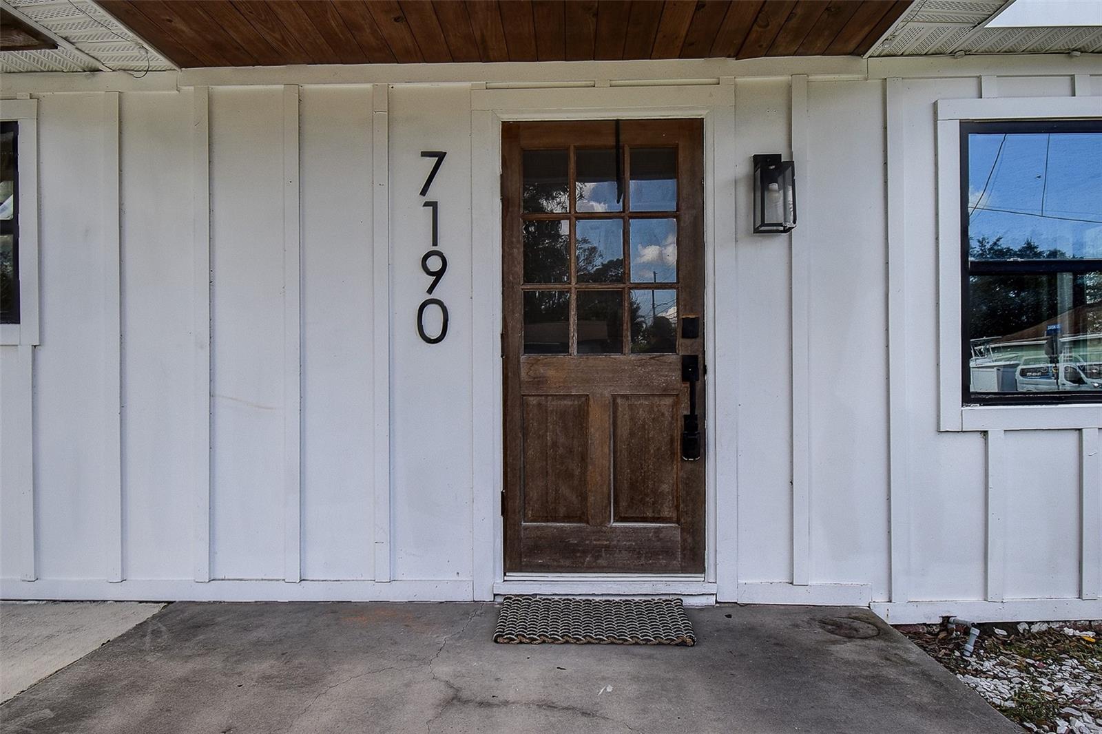 Image 5 of 57 For 7190 64th Way N