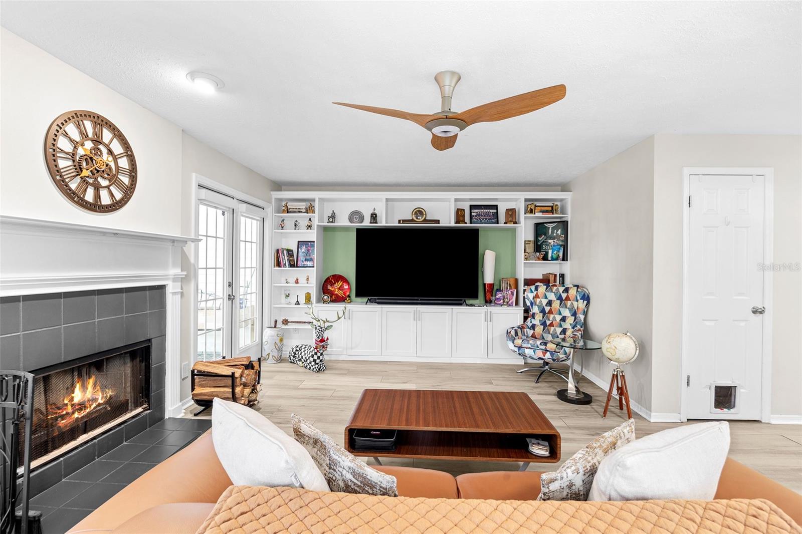 Image 14 of 31 For 5300 Bayshore Boulevard A1