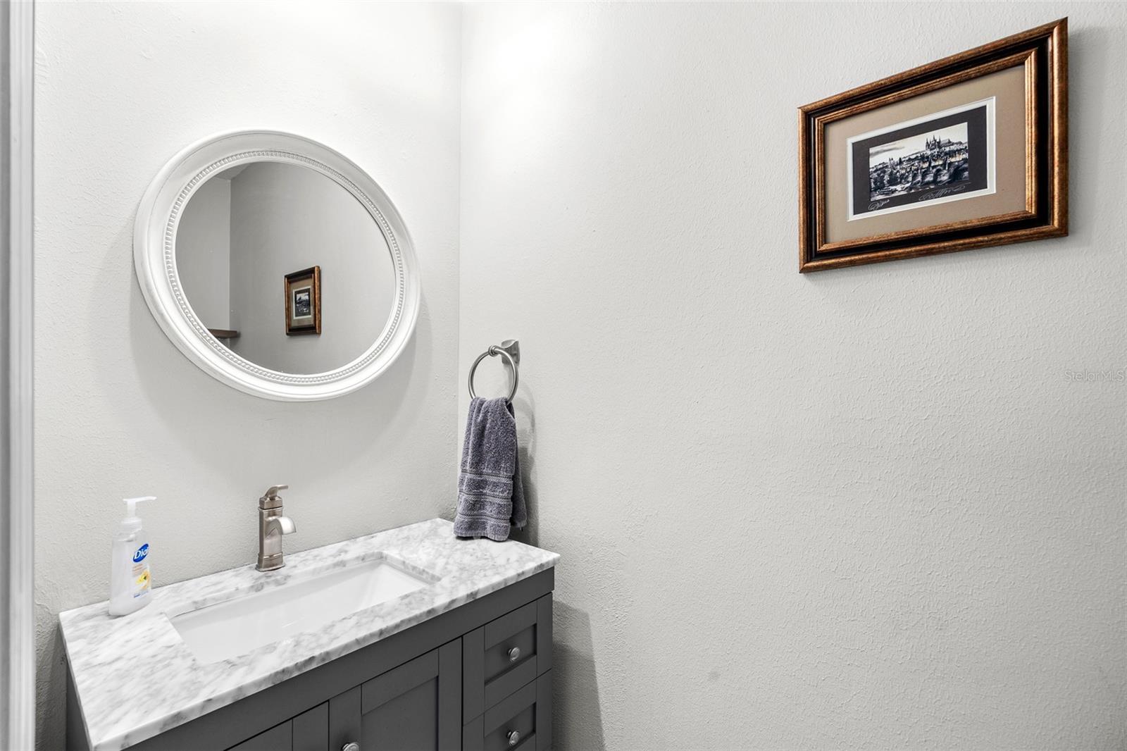 Image 16 of 31 For 5300 Bayshore Boulevard A1