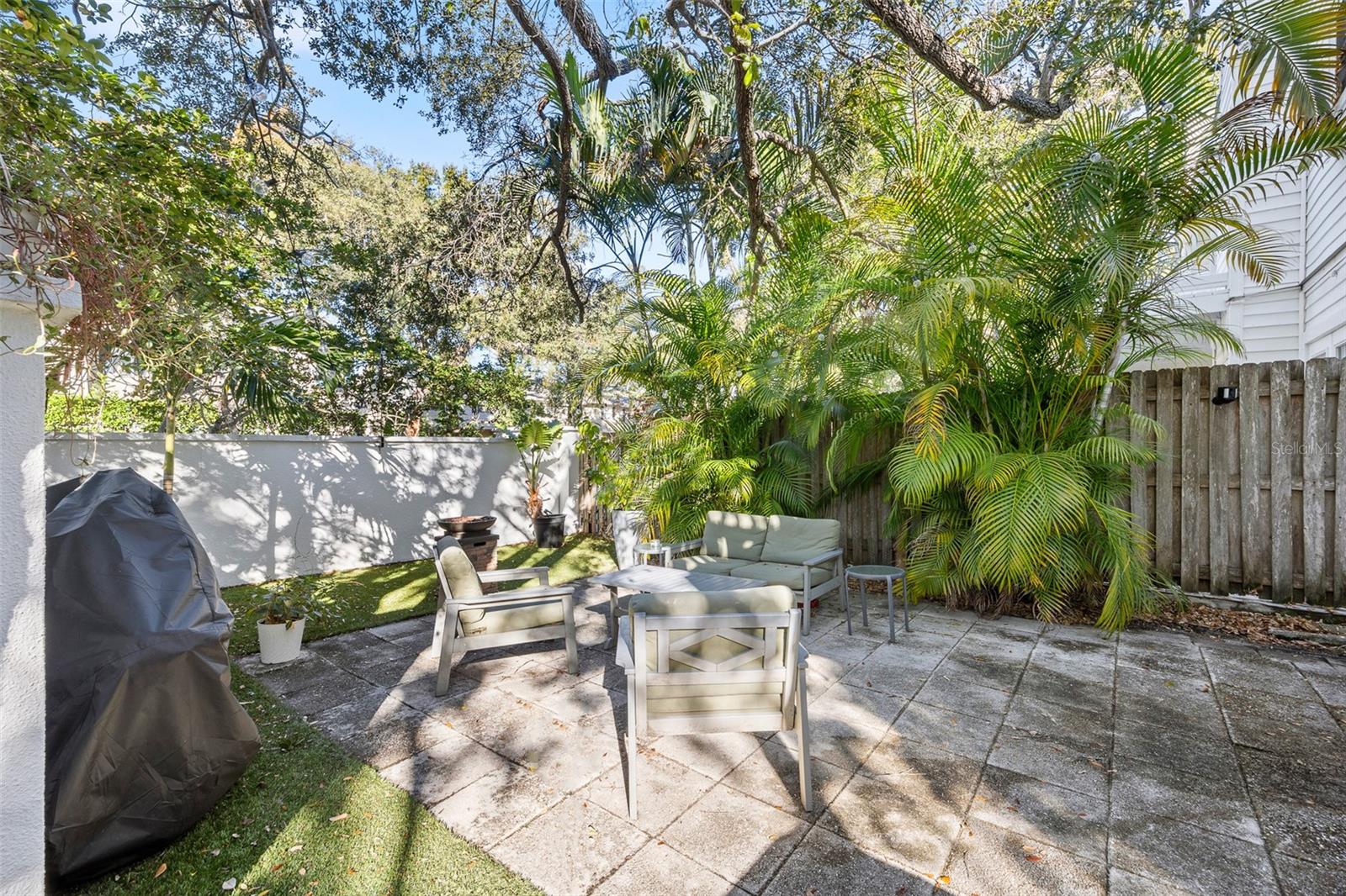 Image 29 of 31 For 5300 Bayshore Boulevard A1