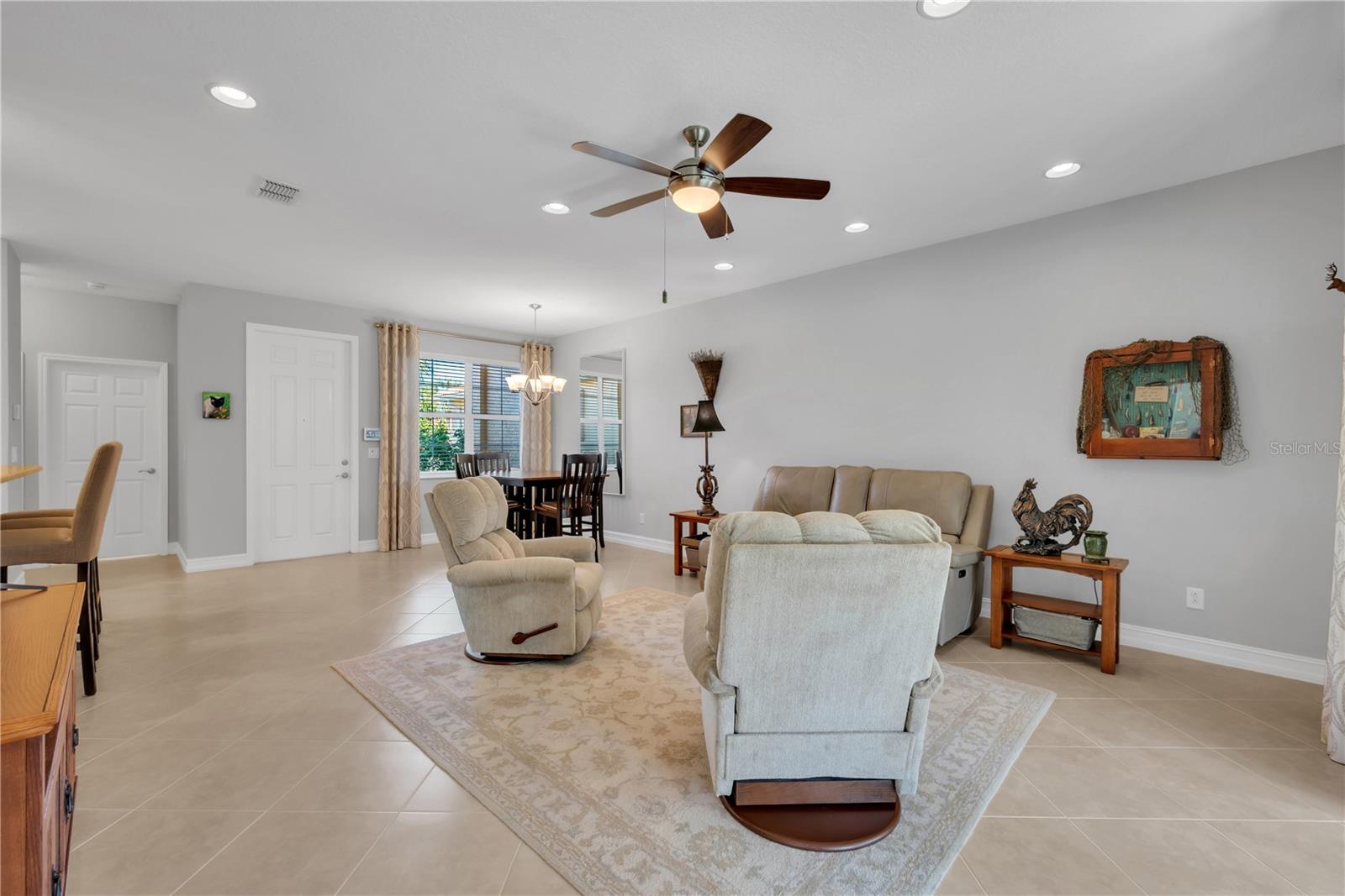 Image 12 of 40 For 15814 Aurora Lake Circle