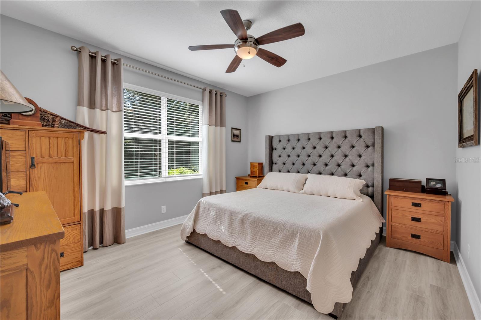 Image 16 of 40 For 15814 Aurora Lake Circle