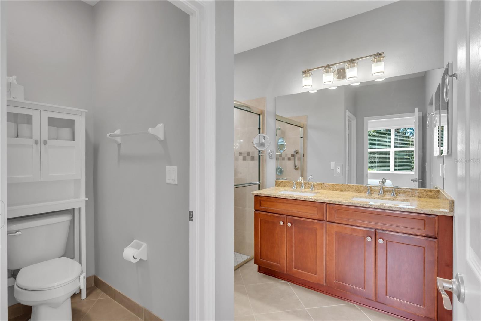 Image 19 of 40 For 15814 Aurora Lake Circle