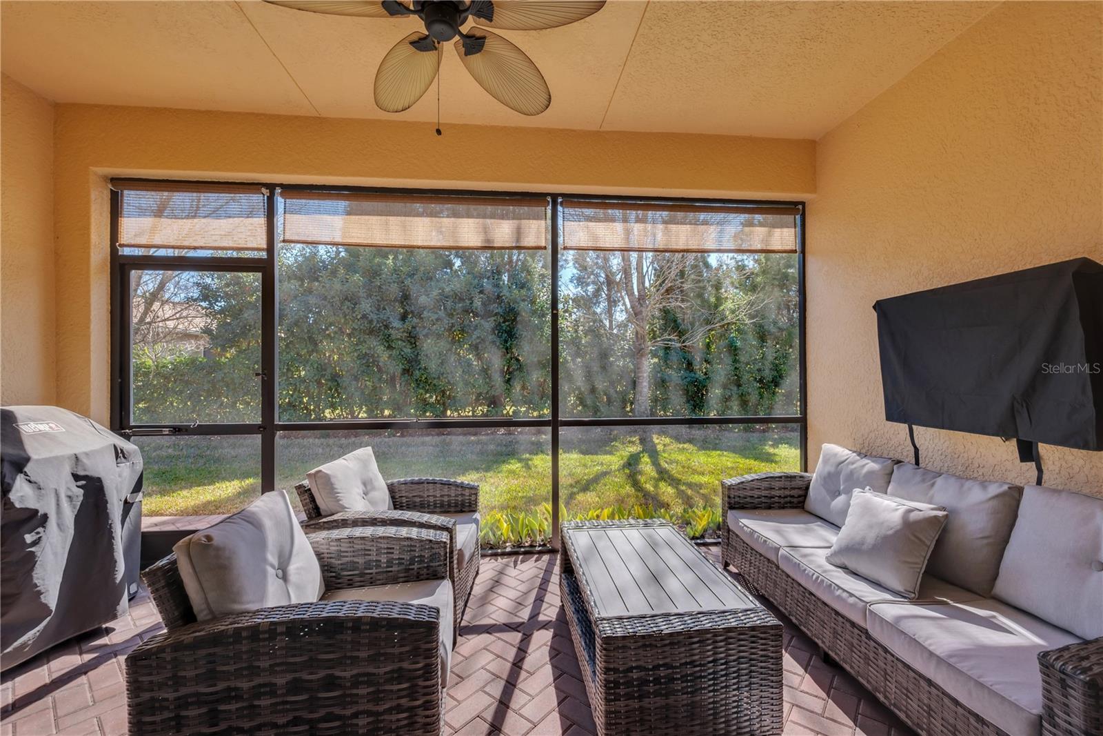 Image 23 of 40 For 15814 Aurora Lake Circle