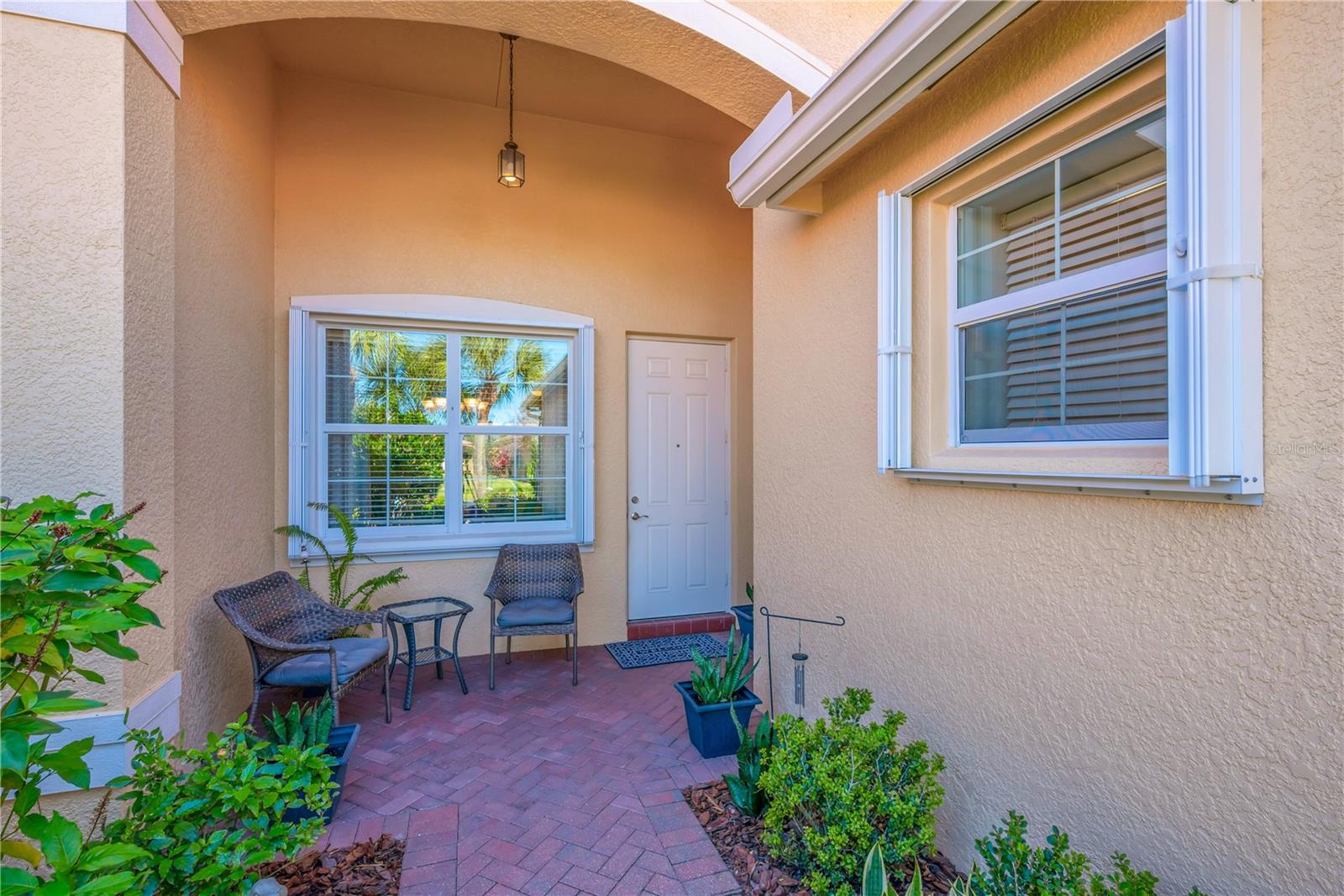 Image 4 of 40 For 15814 Aurora Lake Circle