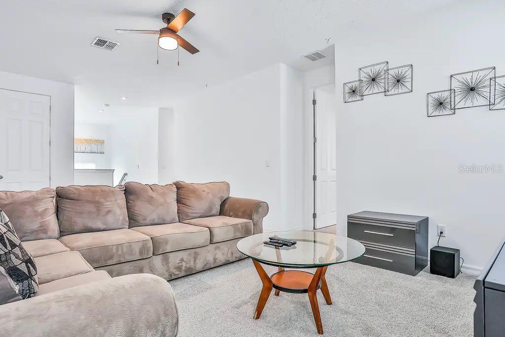 Image 10 of 37 For 8906 Caroline Bay Court