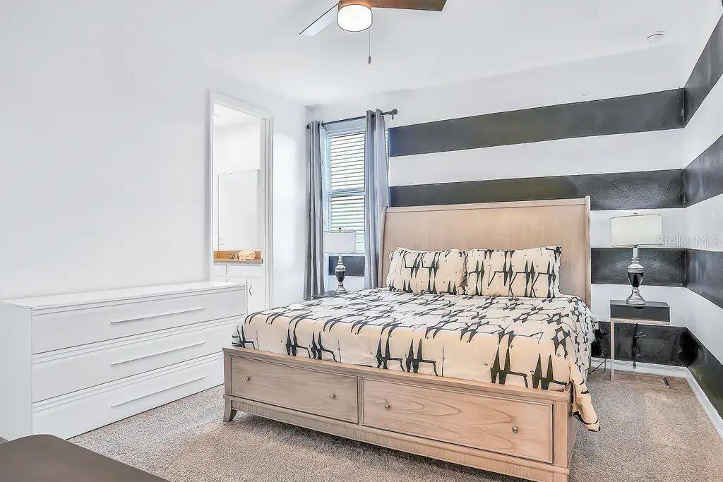 Image 16 of 37 For 8906 Caroline Bay Court