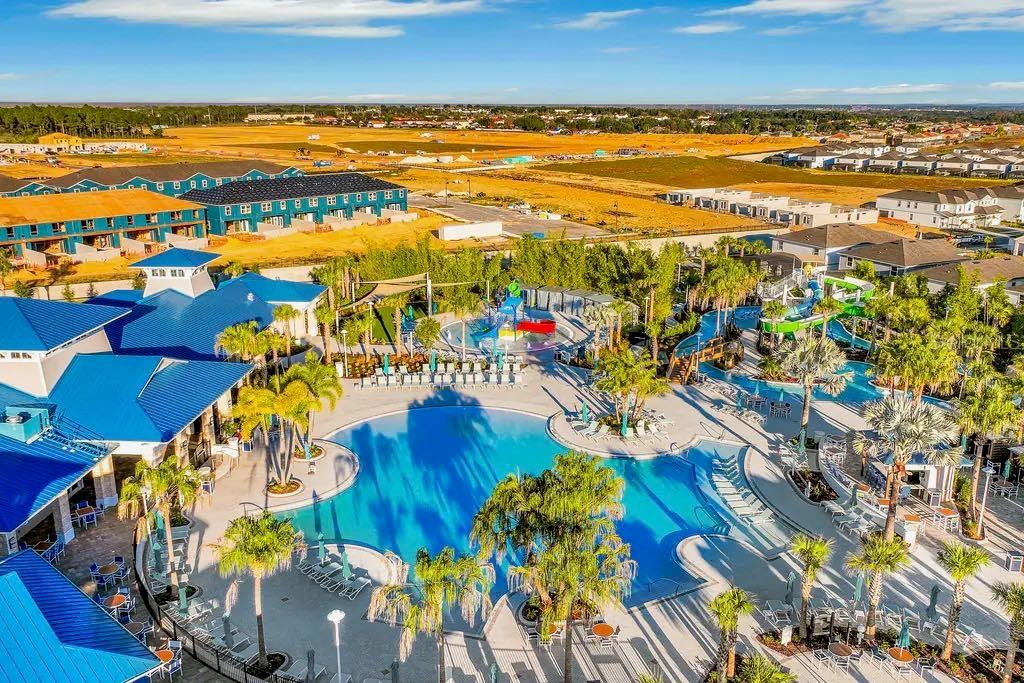 Image 29 of 37 For 8906 Caroline Bay Court