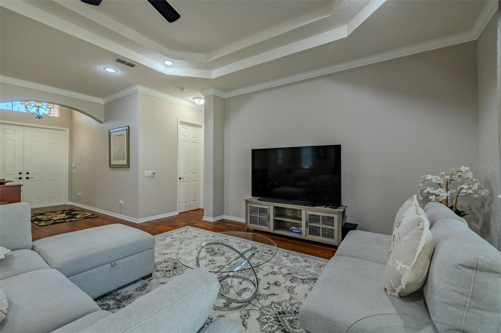 Image 16 of 83 For 4966 Sapphire Sound Drive