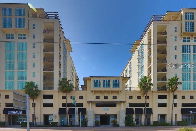 Image 2 of 15 For 1227 Madison Street 601