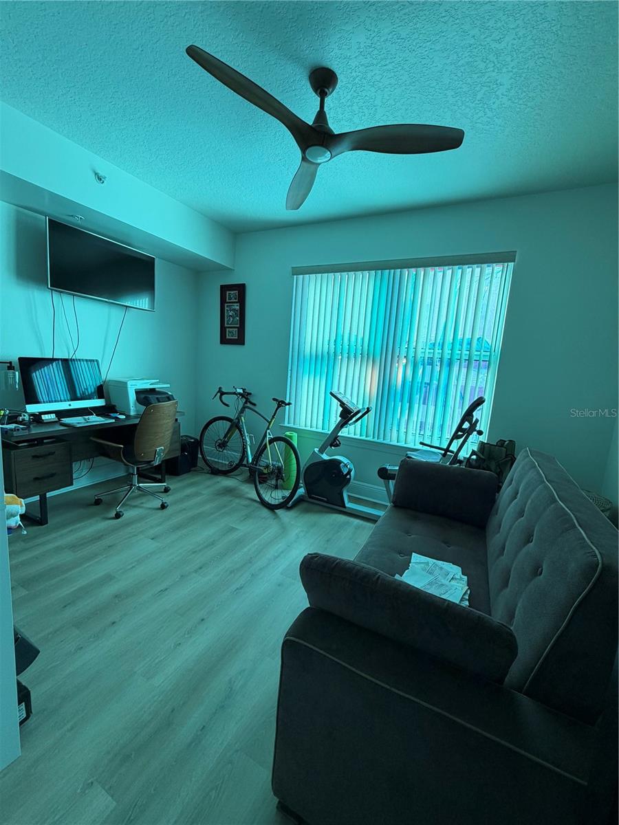 Image 4 of 15 For 1227 Madison Street 601