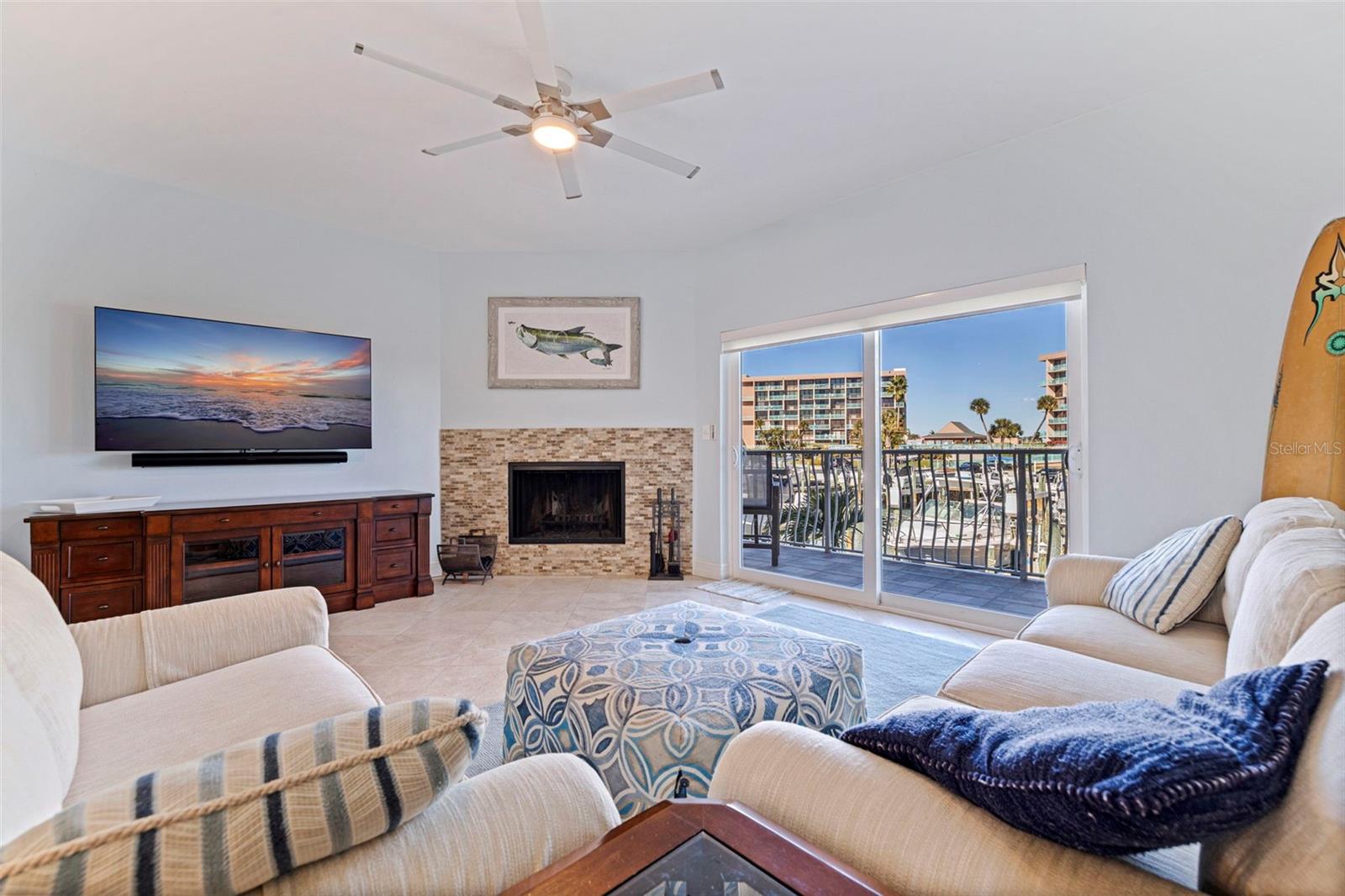 Image 10 of 33 For 12592 Capri Circle 6