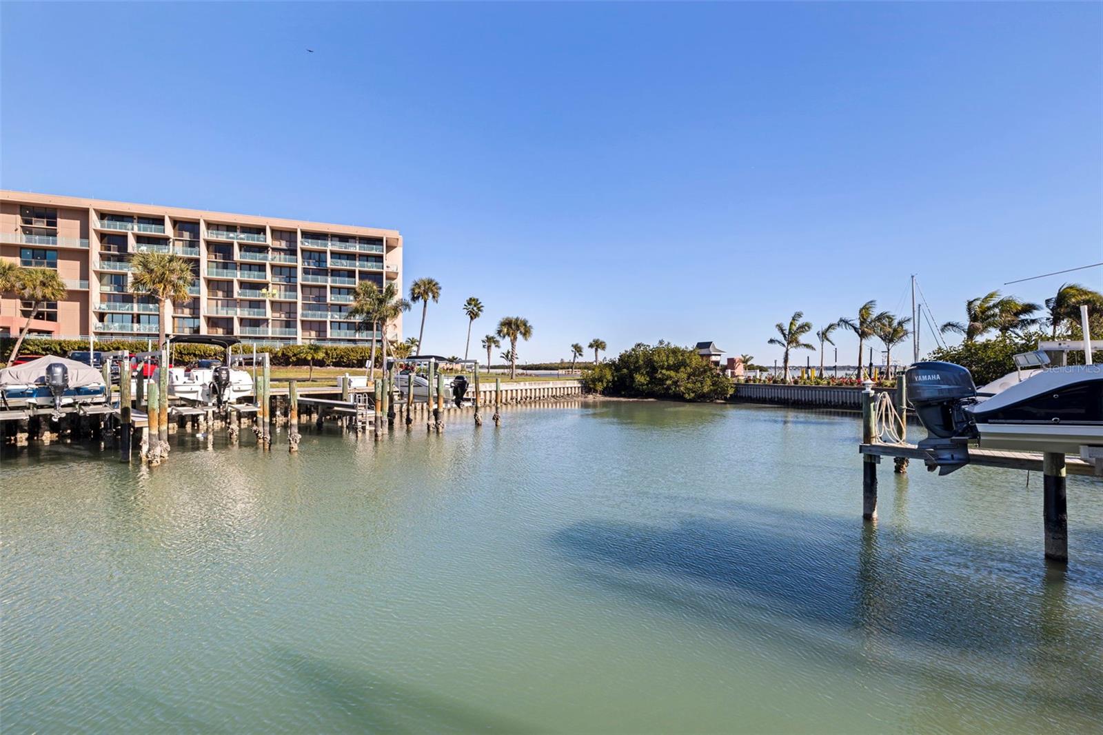 Image 30 of 33 For 12592 Capri Circle 6