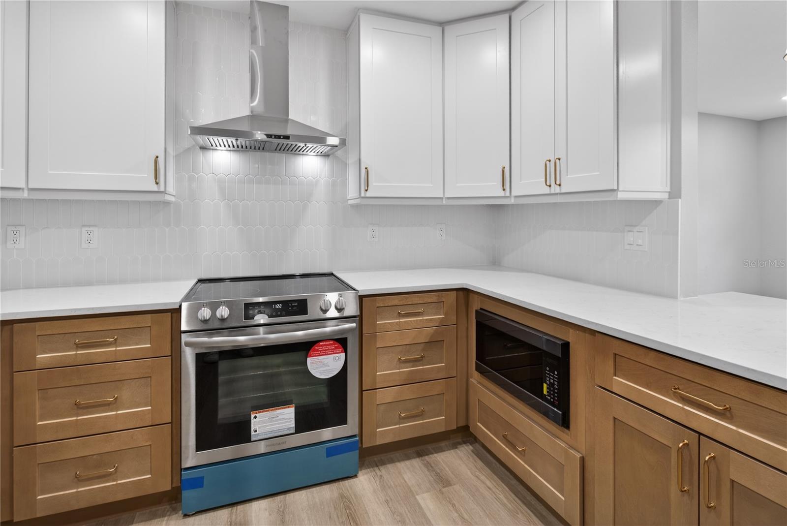 Image 11 of 39 For 2554 68th Avenue S