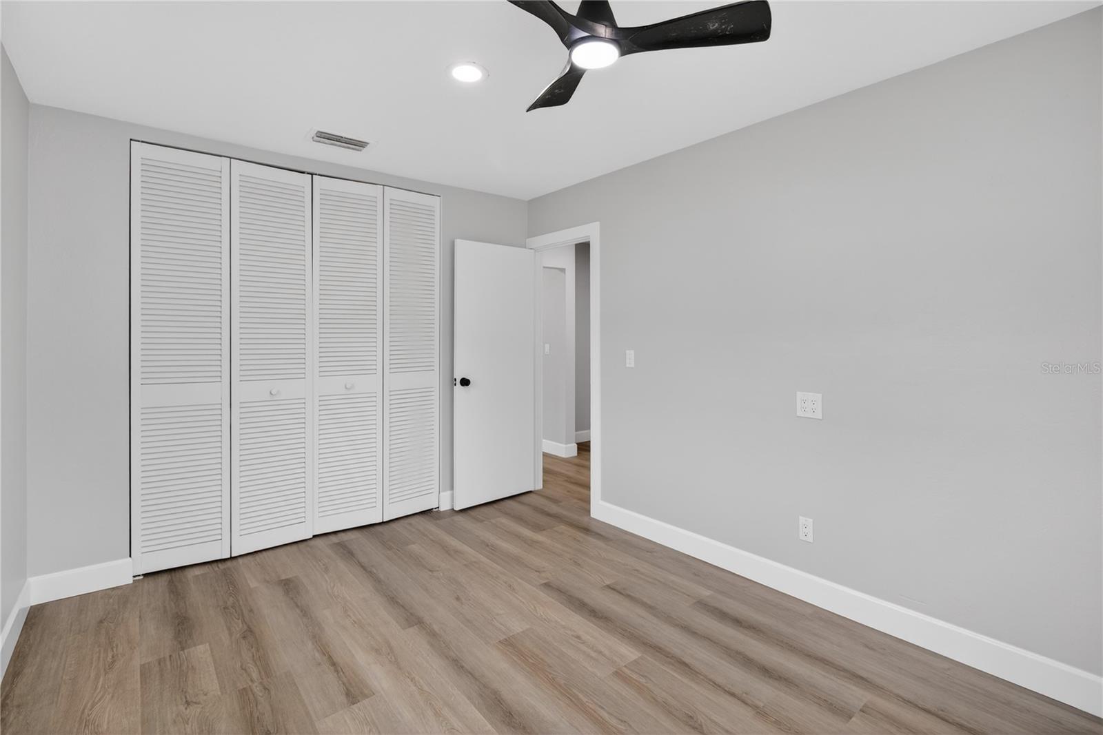 Image 19 of 39 For 2554 68th Avenue S