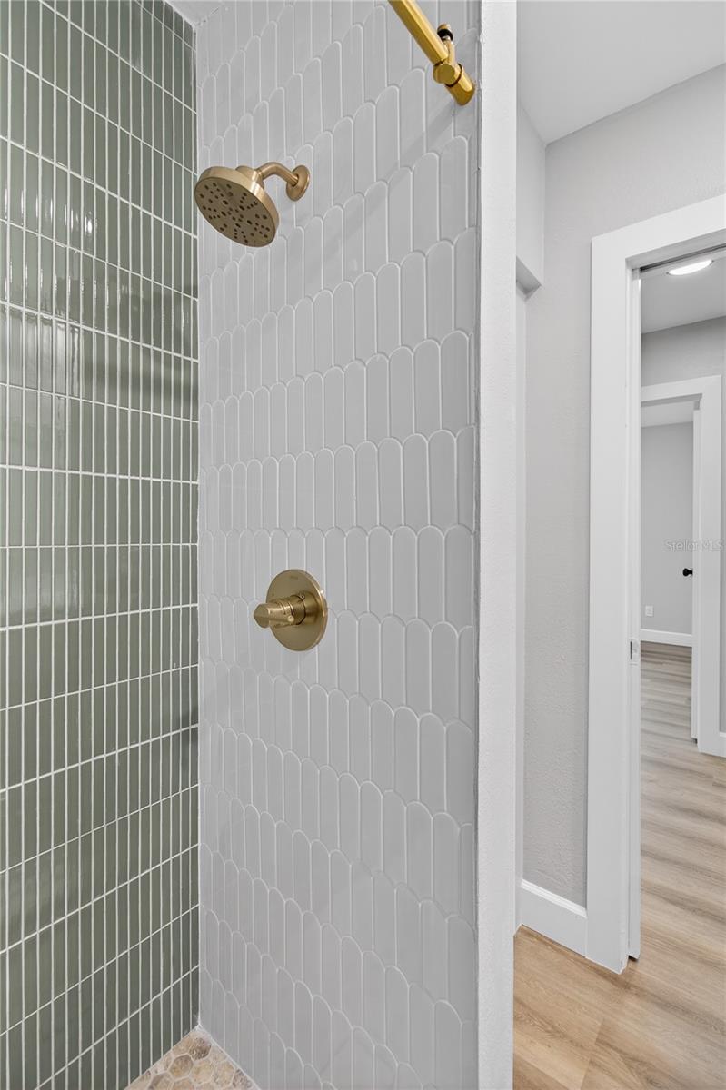 Image 26 of 39 For 2554 68th Avenue S