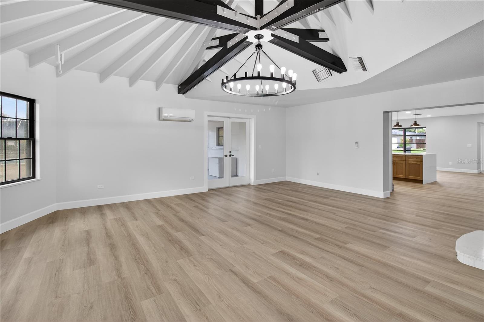 Image 5 of 39 For 2554 68th Avenue S