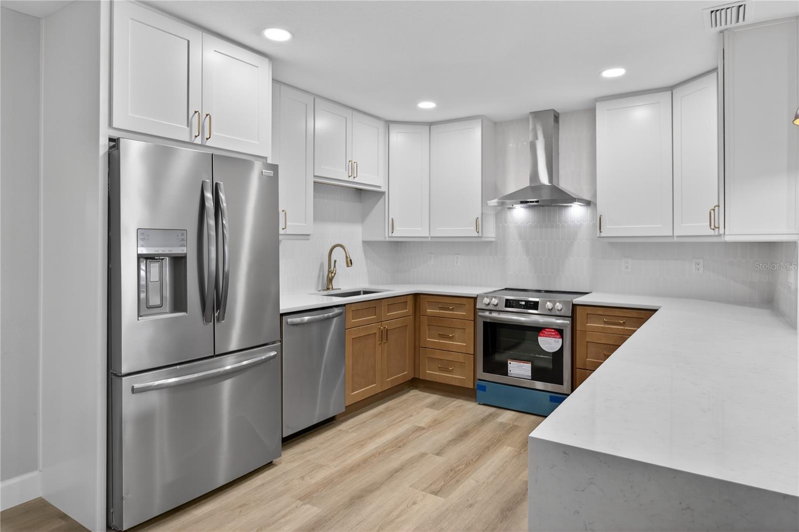 Image 6 of 39 For 2554 68th Avenue S