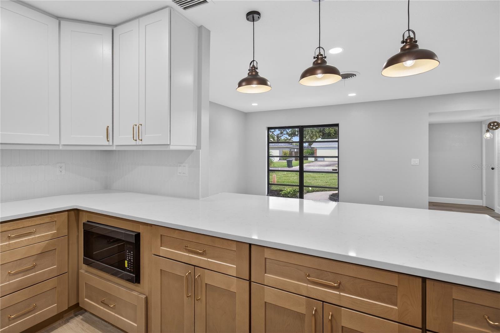 Image 9 of 39 For 2554 68th Avenue S