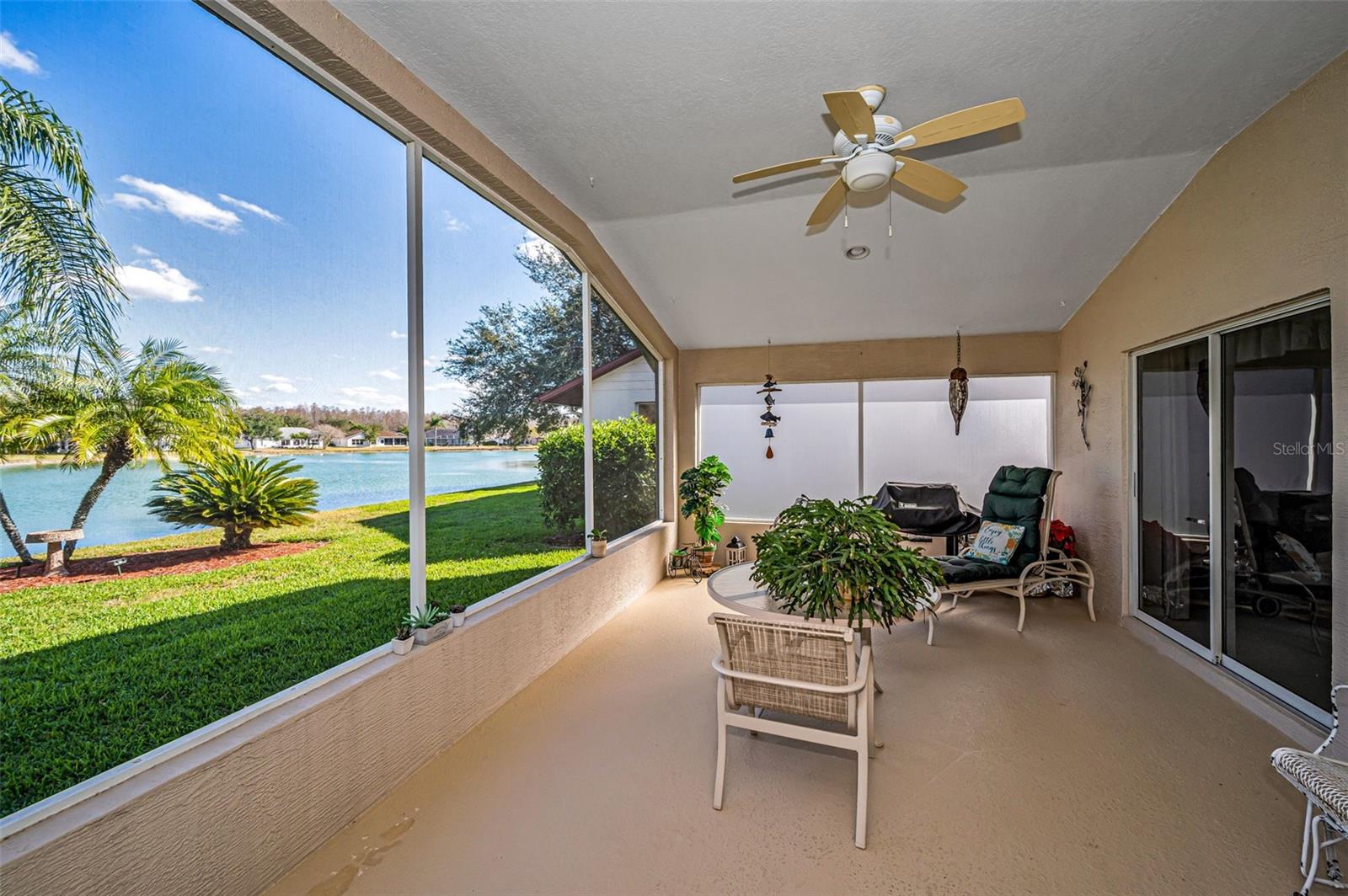 Listing photo id 23 for 1248 Ashbourne Circle