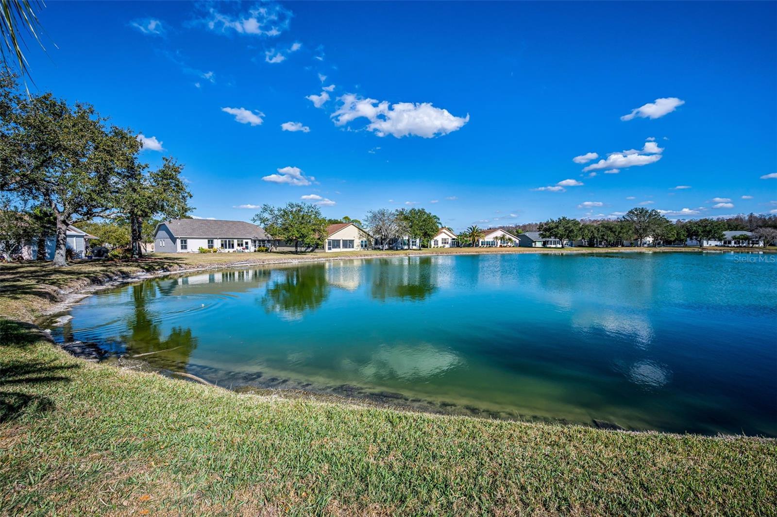 Listing photo id 26 for 1248 Ashbourne Circle