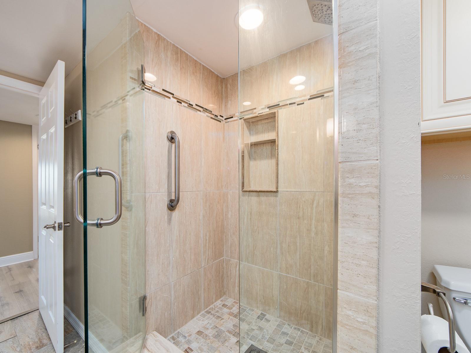 Image 29 of 40 For 1480 Gulf Boulevard 610