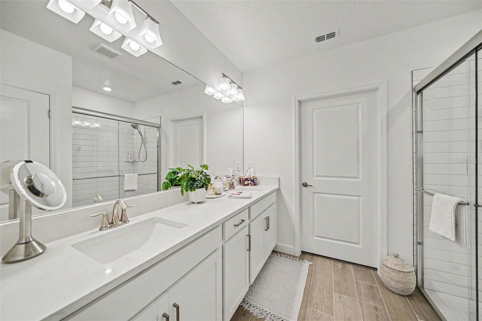 Image 21 of 46 For 17244 Tortoise Crown Boulevard