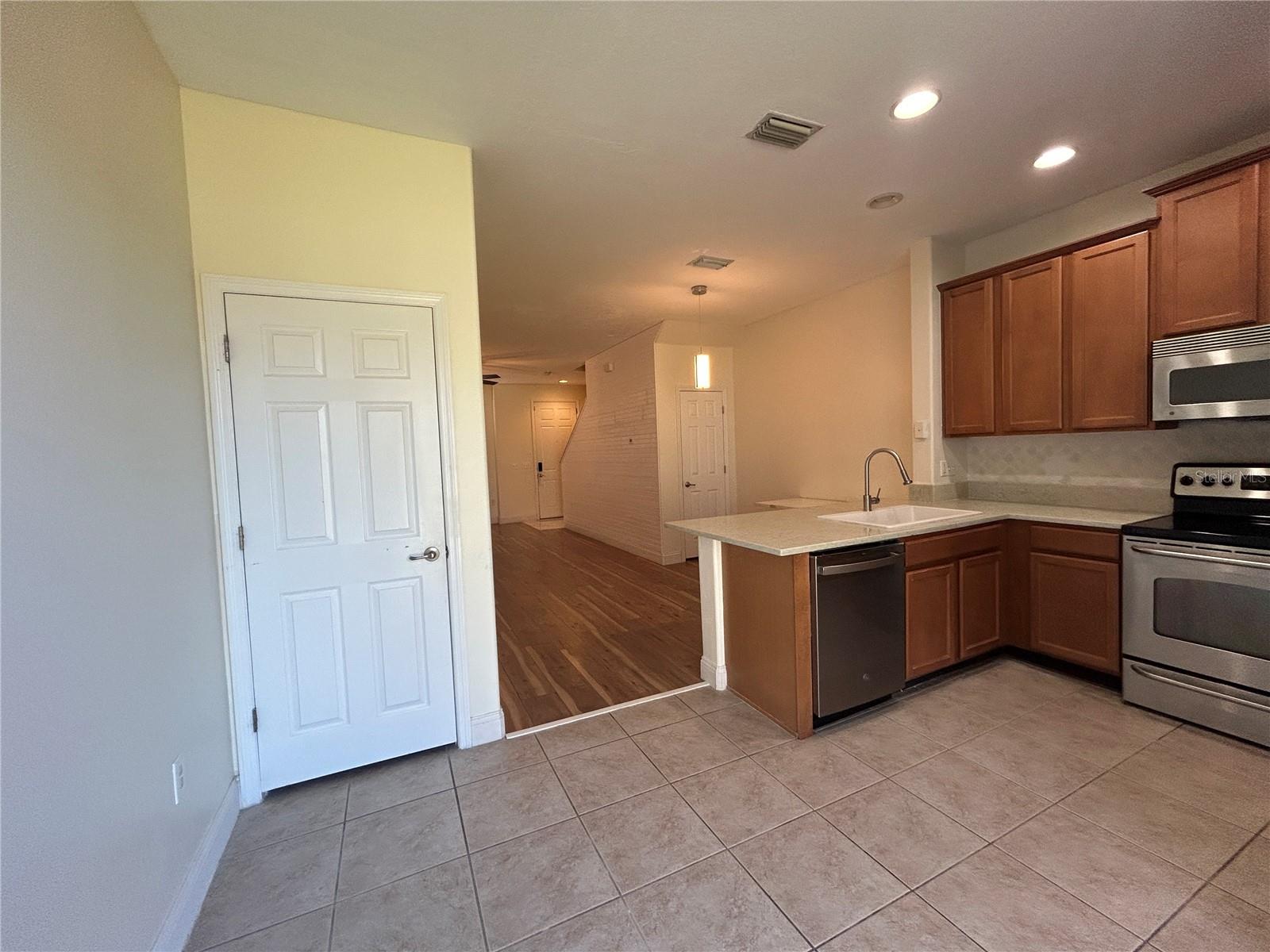 Image 5 of 16 For 6706 47th Street N