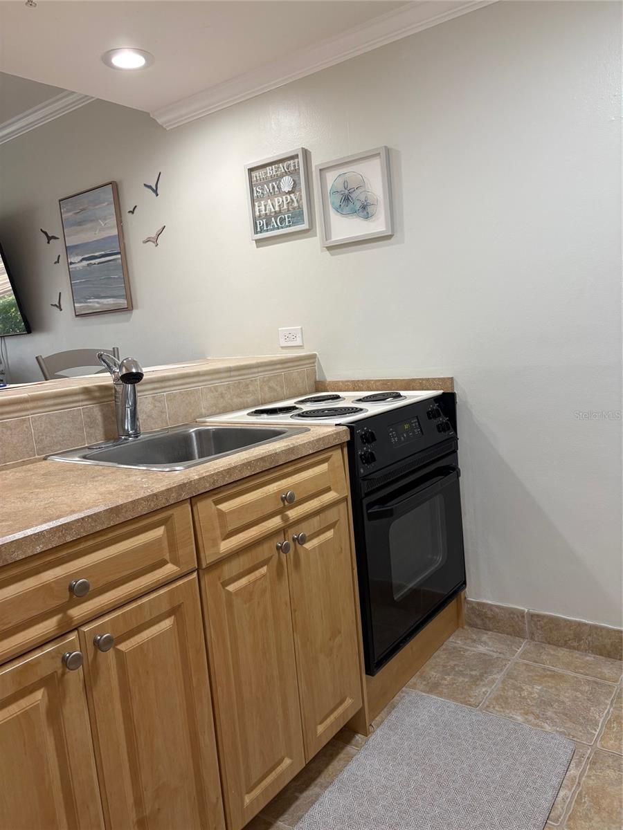 Image 9 of 34 For 36750 Us Hwy 19 N 2-111