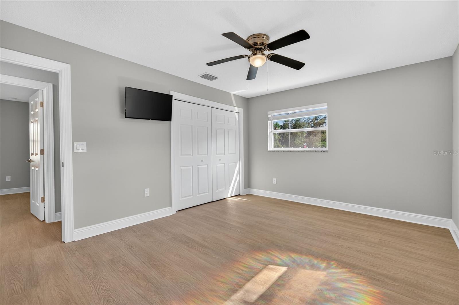 Image 19 of 67 For 8110 Macoma Drive Ne