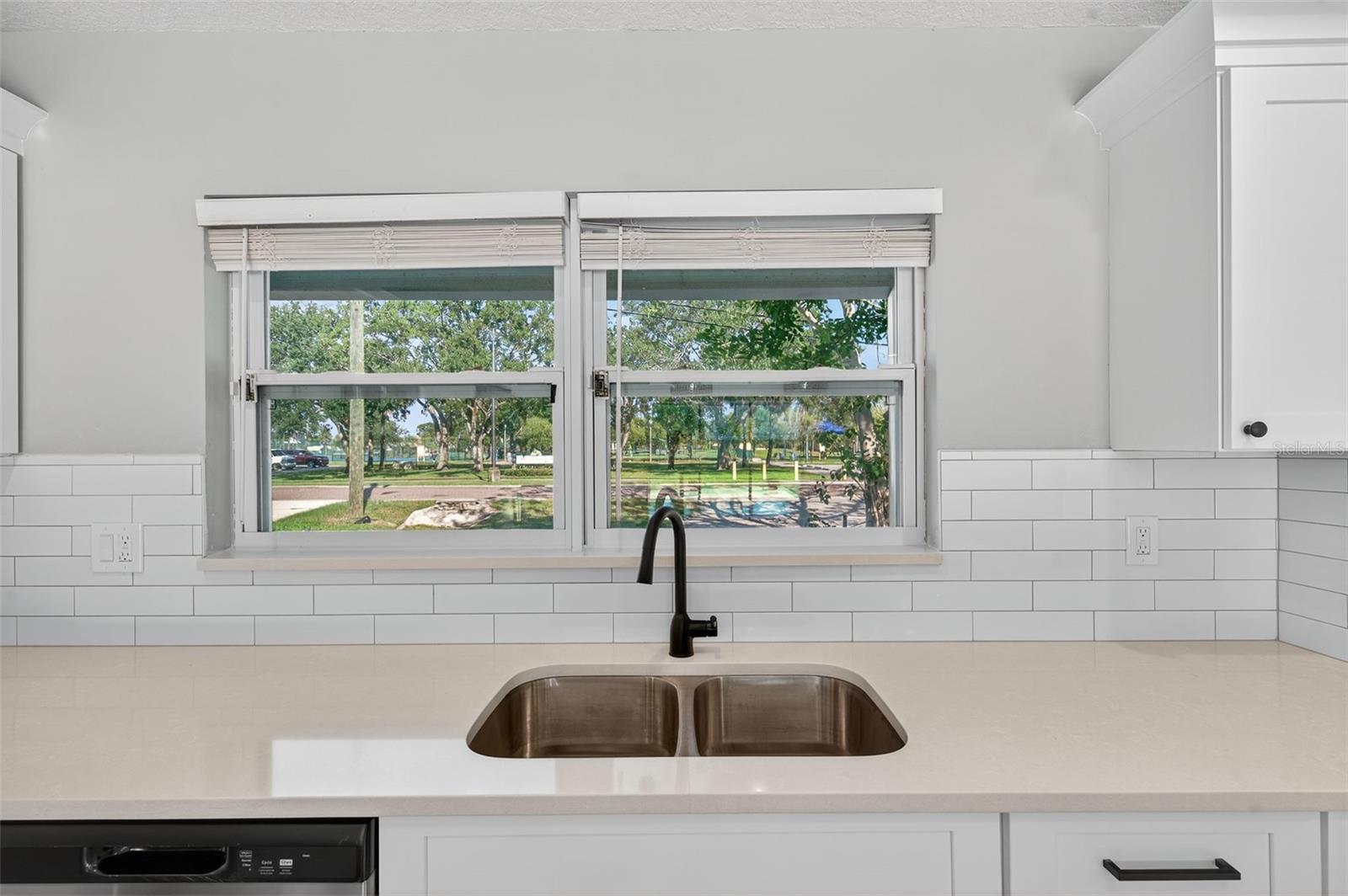 Image 28 of 67 For 8110 Macoma Drive Ne