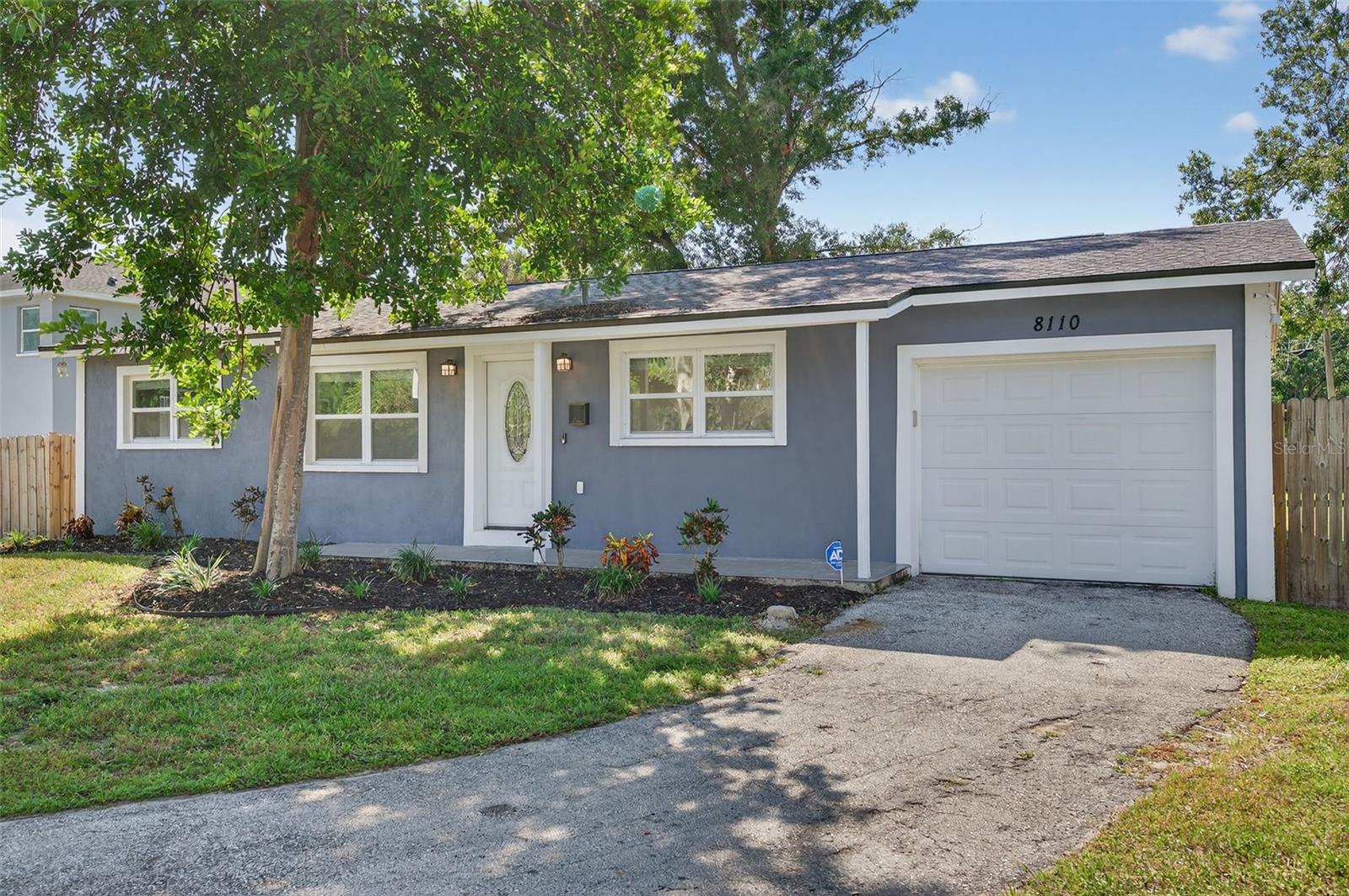 Image 33 of 67 For 8110 Macoma Drive Ne