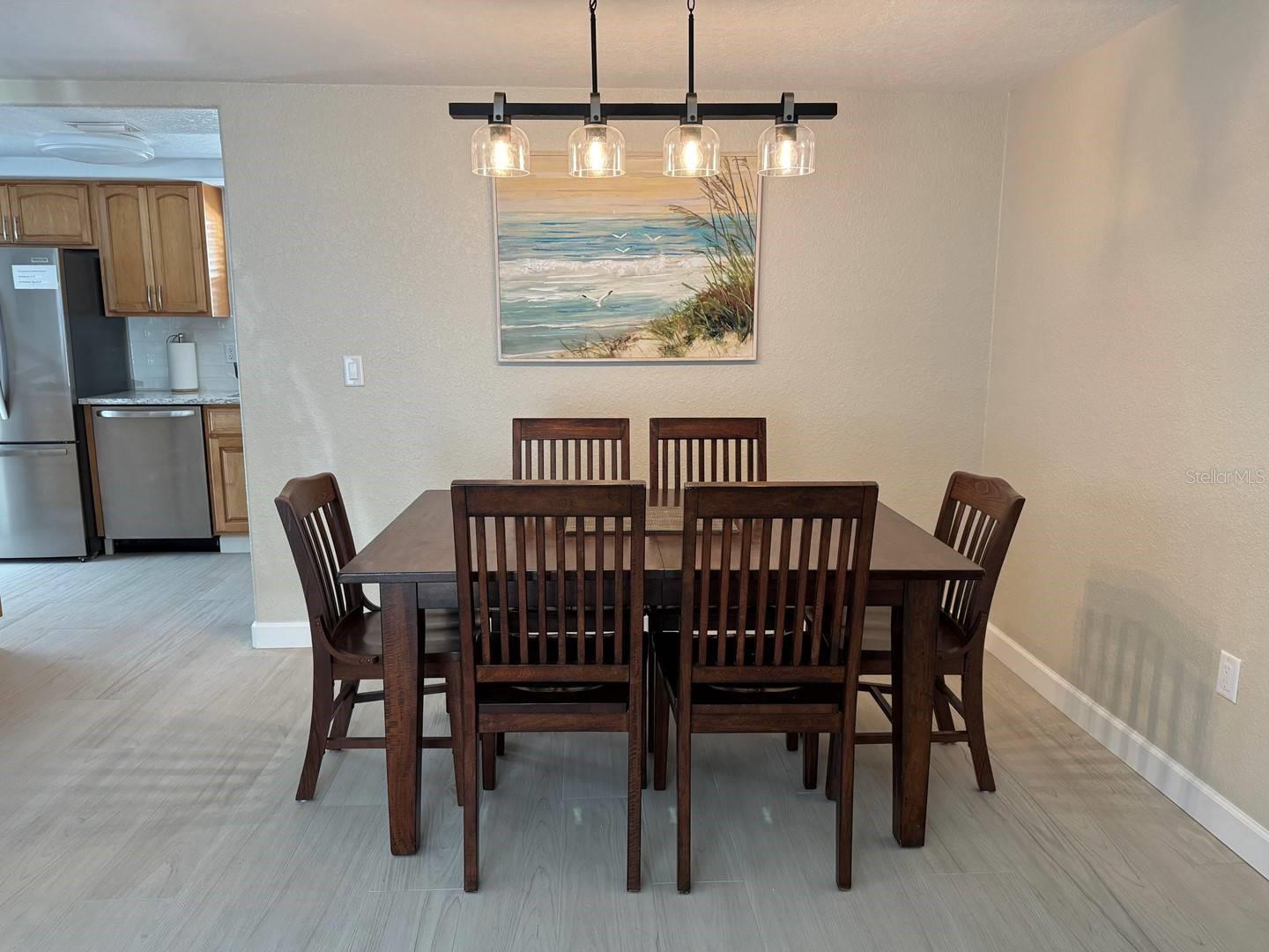 Image 2 of 9 For 6154 Midnight Pass Road C15