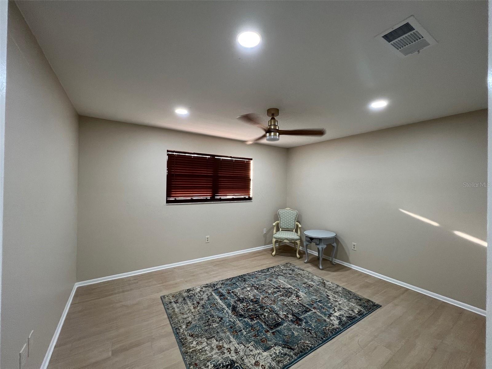 Image 26 of 32 For 5970 80th Street N 101