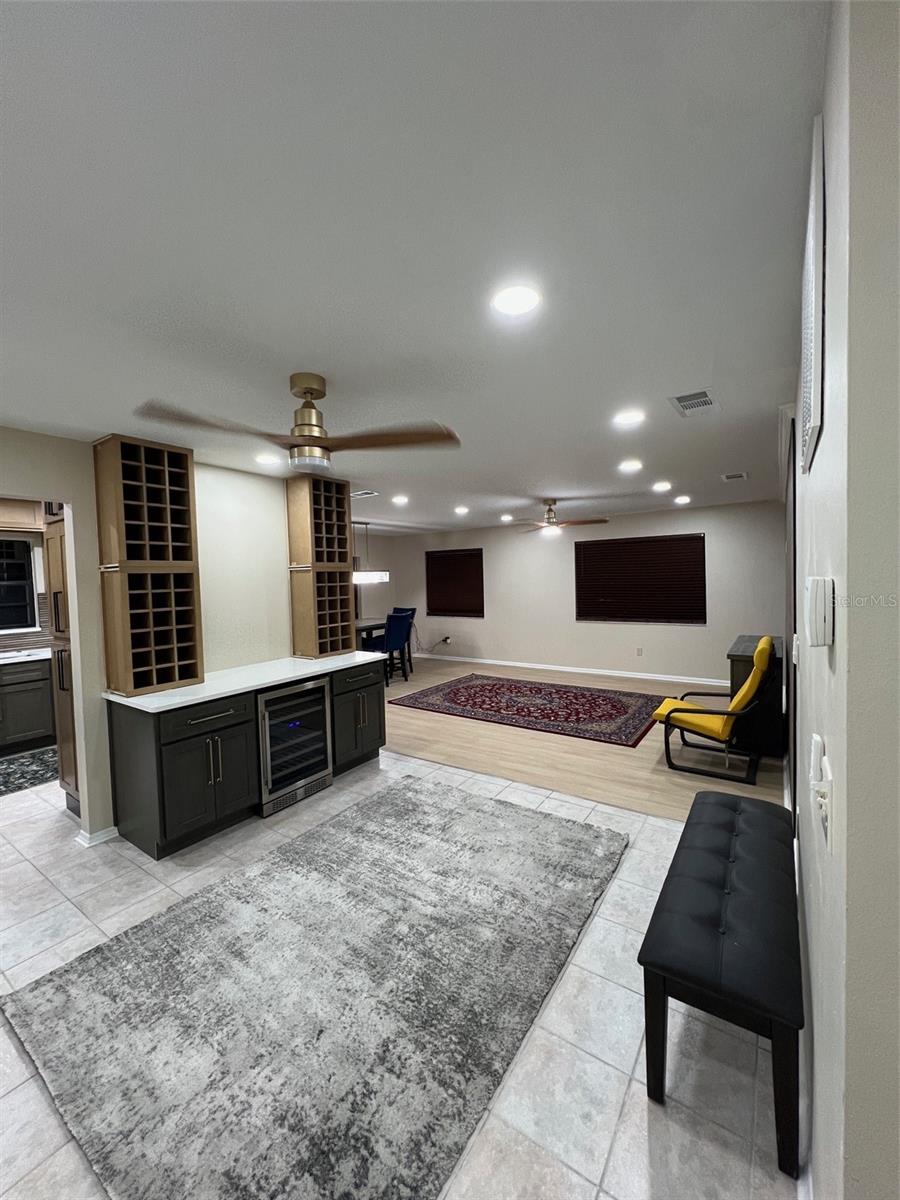 Image 8 of 32 For 5970 80th Street N 101