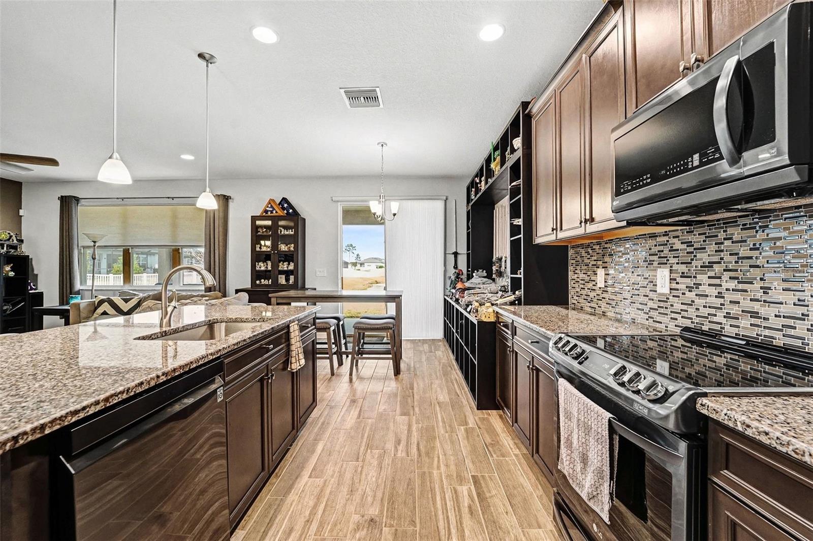 Image 14 of 31 For 18016 Cortes Creek Boulevard