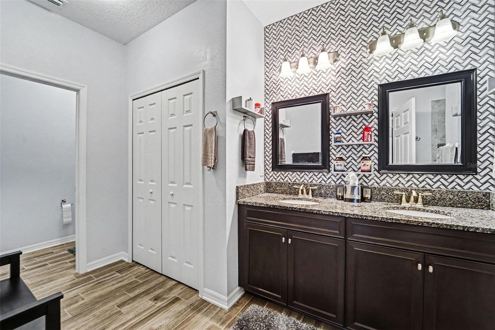 Image 23 of 31 For 18016 Cortes Creek Boulevard